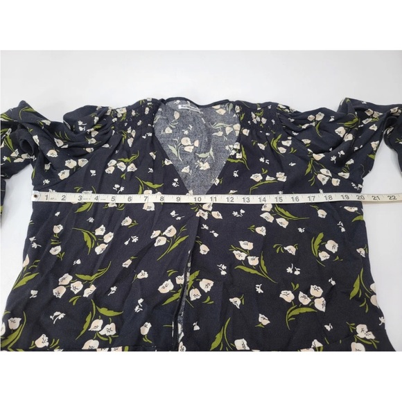 Reformation Jam Floral Wrap Tie Top Size L Womens - Picture 6 of 12